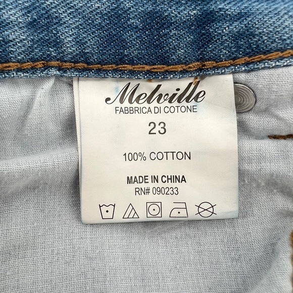 Brandy Melville Button Fly Distressed Jeans Size 23 Women’s - Picture 2 of 8